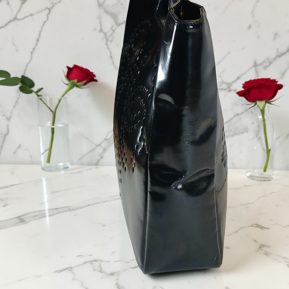 2PC Authentic CHANEL Vintage Black Patent Leather Perforated CC Tote Set $4,000 - Picture 5 of 12
